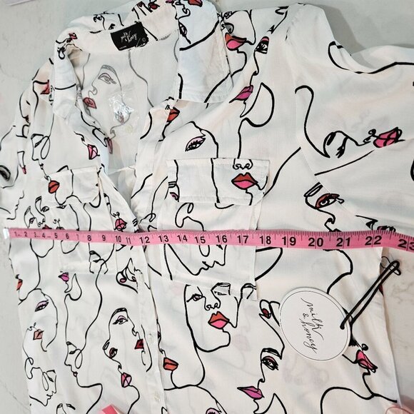 Milk & Honey Large Abstract Face Print Pink Button Shirt Art To Wear Artsy NEW! - Picture 11 of 11
